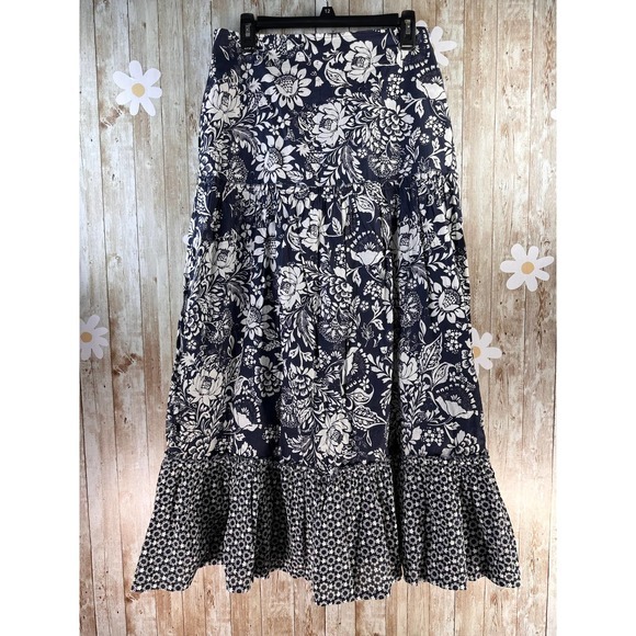 Luna Moon A-Line Full Skirt Size M Navy White Floral Print Ruffle Eyelet Trim - Picture 1 of 12